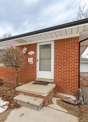 12457 Lyford Drive, Sterling Heights, MI 48312