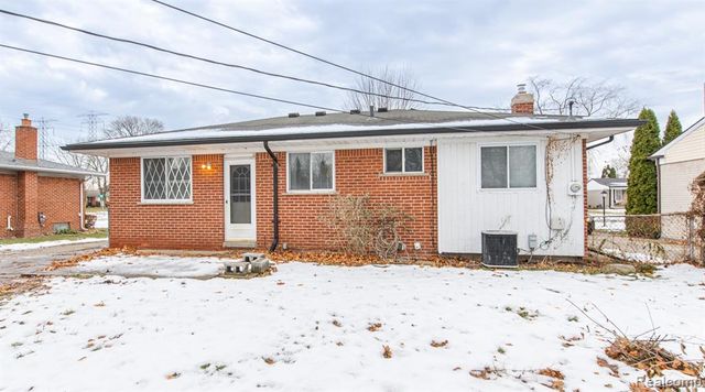 12457 Lyford Drive, Sterling Heights, MI 48312