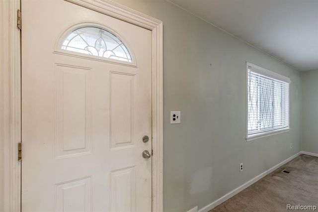 12457 Lyford Drive, Sterling Heights, MI 48312