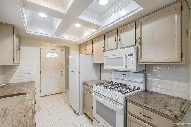 12457 Lyford Drive, Sterling Heights, MI 48312