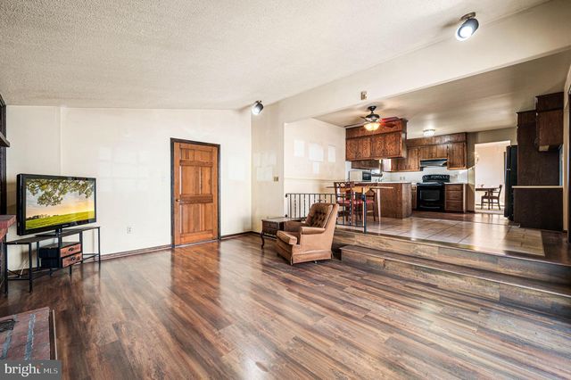 1824 N ADAMS ST, Pottstown, PA 19464