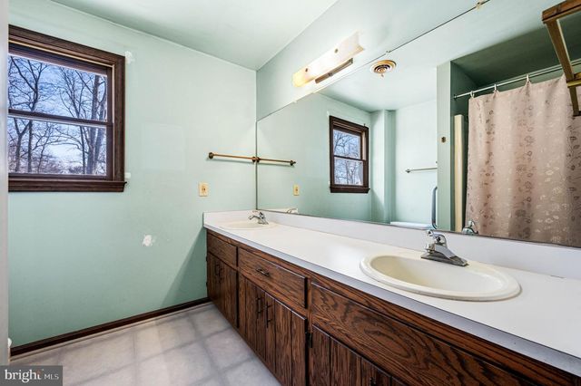 1824 N ADAMS ST, Pottstown, PA 19464