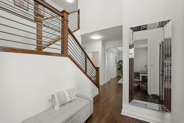 15303 S Oak Run Court, Lockport, IL 60441