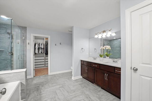 15303 S Oak Run Court, Lockport, IL 60441