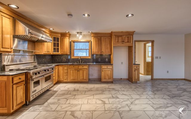 61 Beechwood Drive, Saranac Lake, NY 12983