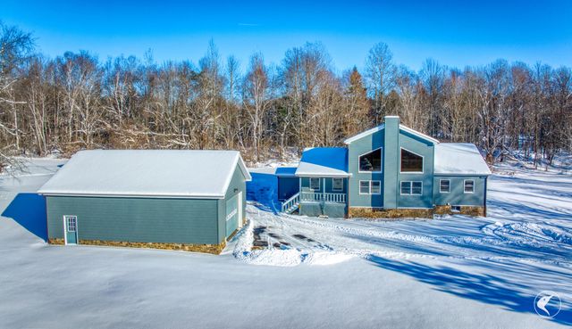 61 Beechwood Drive, Saranac Lake, NY 12983