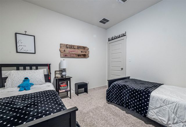 208 Greens Bayou TRL, Hutto, TX 78634