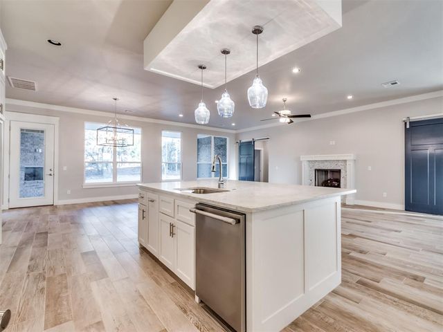 2425 Rumble Lane, Edmond, OK 73034