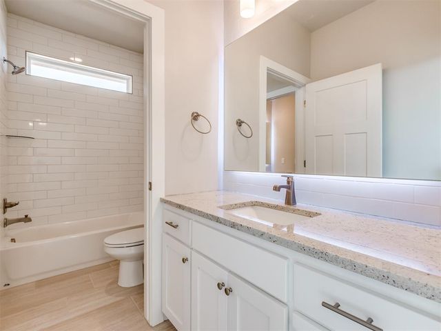 2425 Rumble Lane, Edmond, OK 73034