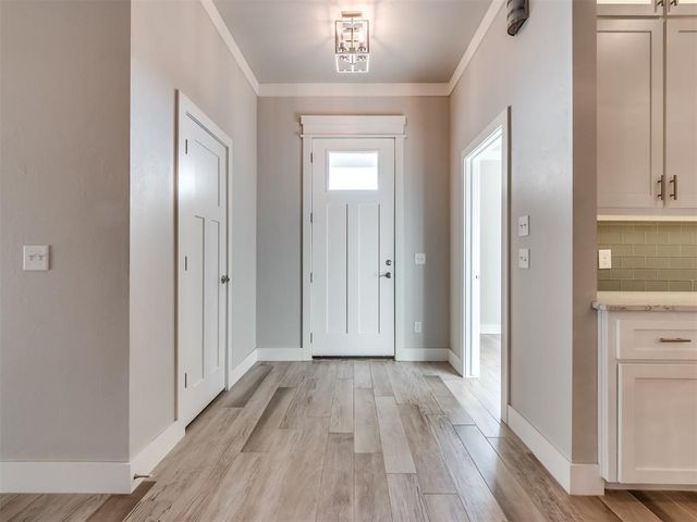 2425 Rumble Lane, Edmond, OK 73034