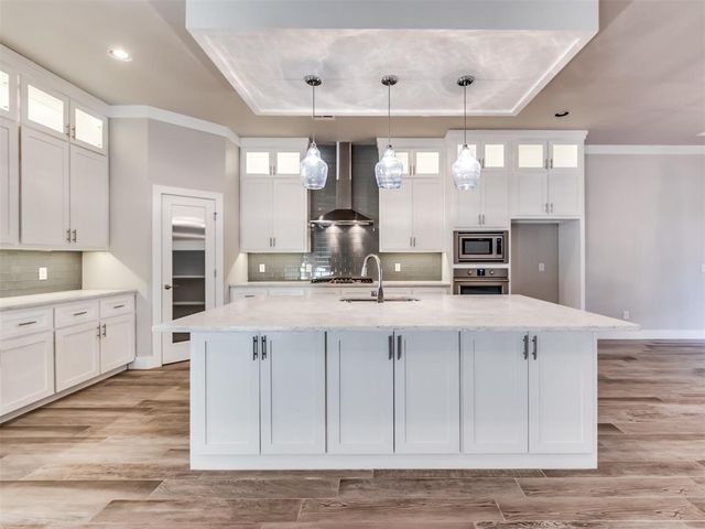 2425 Rumble Lane, Edmond, OK 73034