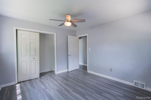 29864 Brooklane Street, Inkster, MI 48141