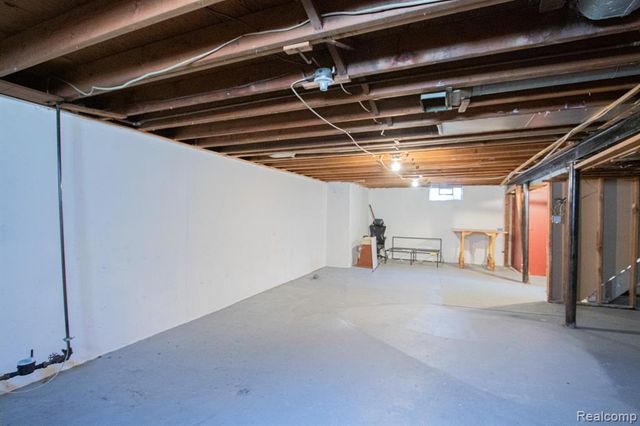 29864 Brooklane Street, Inkster, MI 48141