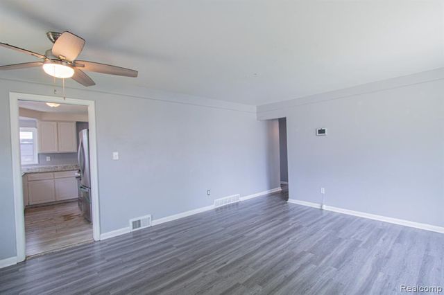 29864 Brooklane Street, Inkster, MI 48141