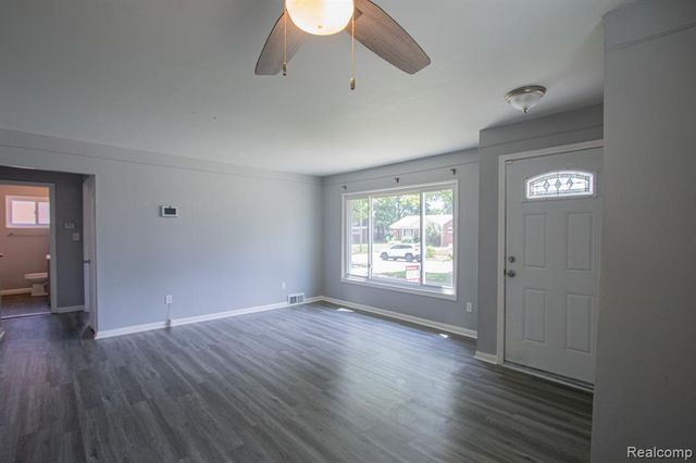 29864 Brooklane Street, Inkster, MI 48141