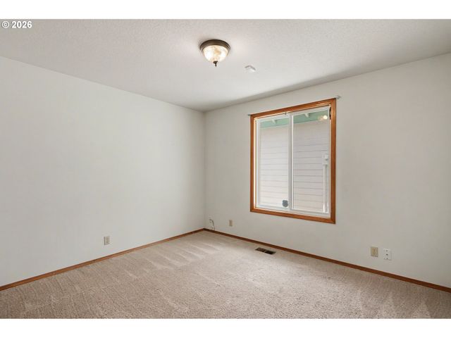 8917 Ne 28TH Ave, Vancouver, WA 98665