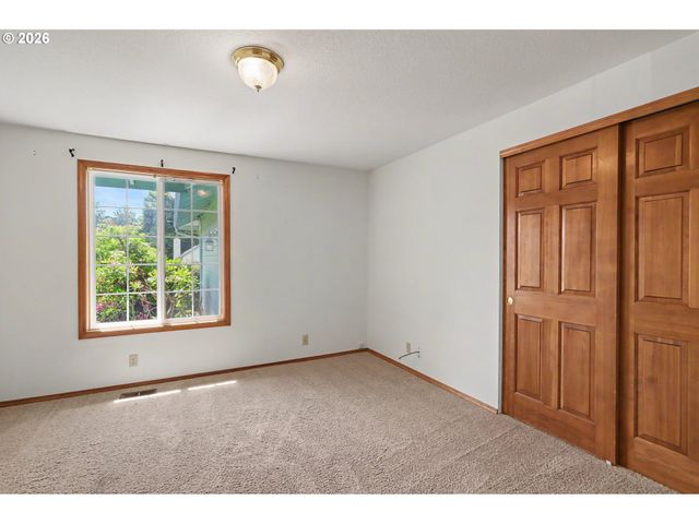 8917 Ne 28TH Ave, Vancouver, WA 98665