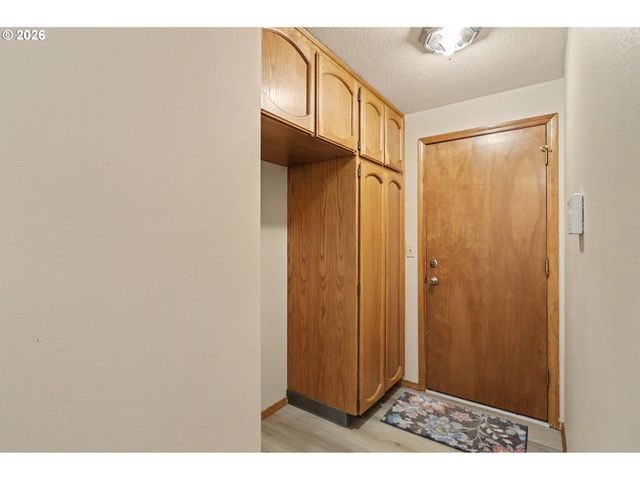 8917 Ne 28TH Ave, Vancouver, WA 98665