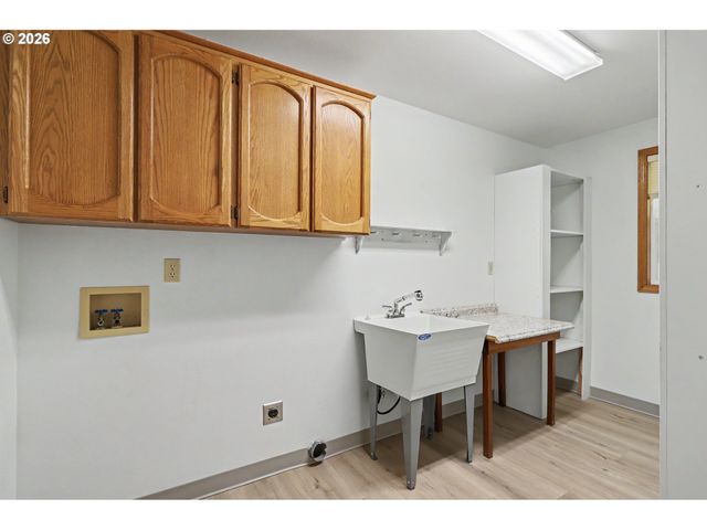 8917 Ne 28TH Ave, Vancouver, WA 98665