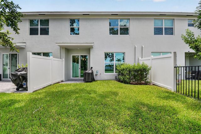 4336 POND LILY Lane, Lake Worth, FL 33467