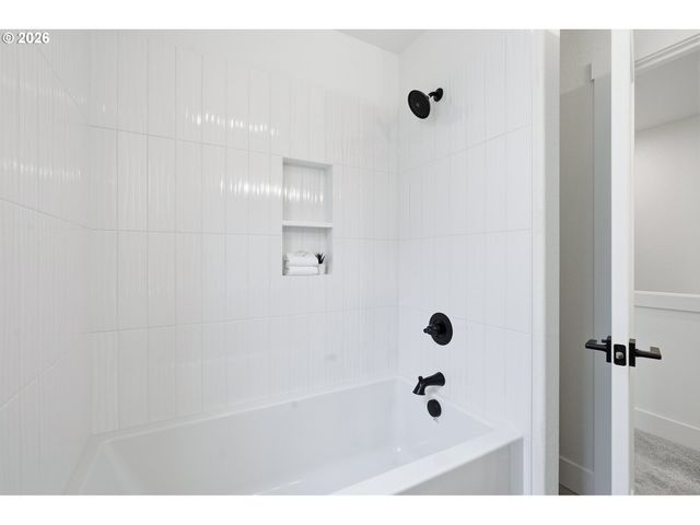 528 S TEXAS St, Portland, OR 97219