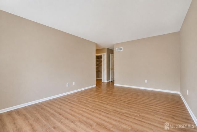 19 Rush Court, East Brunswick, NJ 08816