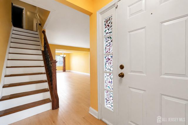 19 Rush Court, East Brunswick, NJ 08816