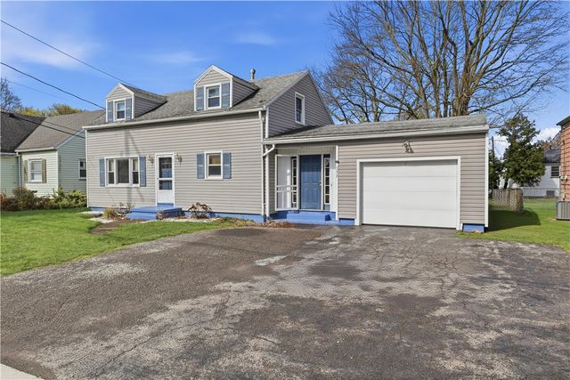 577 Fetzner Road, Greece, NY 14626