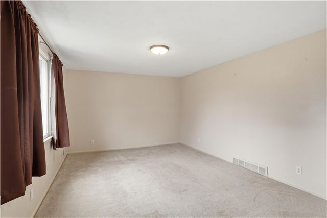 577 Fetzner Road, Greece, NY 14626