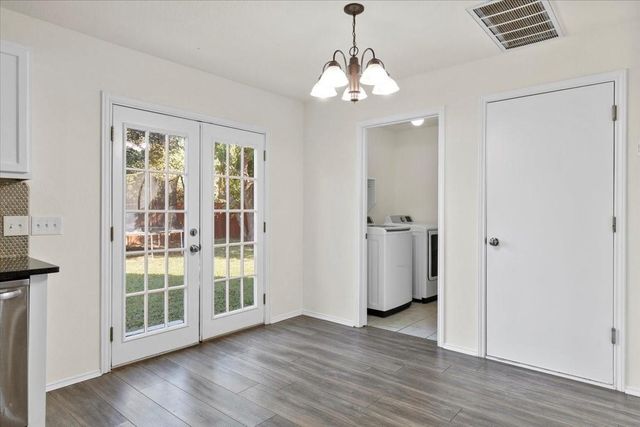 3700 Sojourner ST, Austin, TX 78725