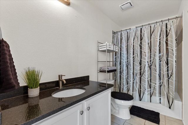 3700 Sojourner ST, Austin, TX 78725