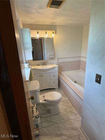 1238 County Road 19, Mingo Junction, OH 43938