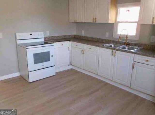 1195 Lawton Drive, Macon, GA 31201