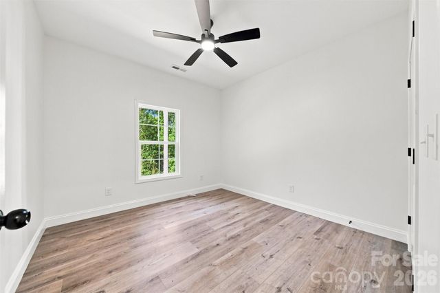 1694 Parsonage Lane, Newton, NC 28658