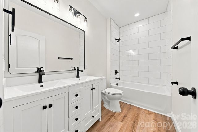 1694 Parsonage Lane, Newton, NC 28658