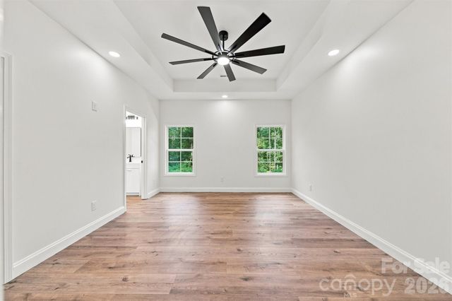 1694 Parsonage Lane, Newton, NC 28658