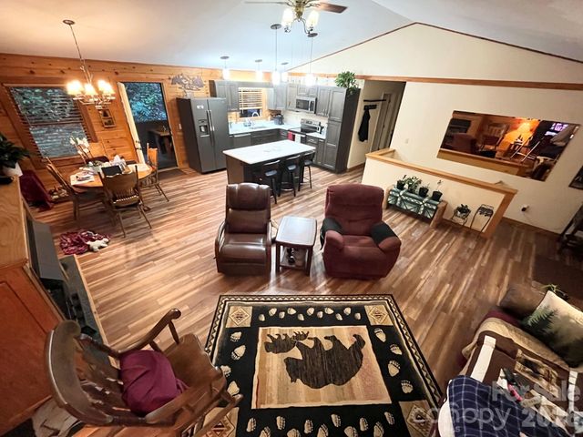 174 Nix Creek Road, Canton, NC 28716