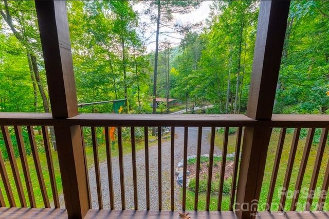 174 Nix Creek Road, Canton, NC 28716