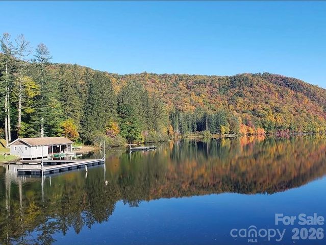 174 Nix Creek Road, Canton, NC 28716