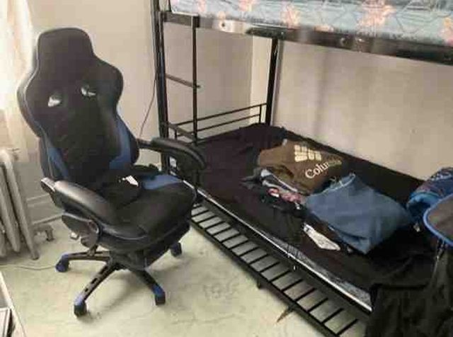 2913 E 97th Street, Chicago, IL 60617