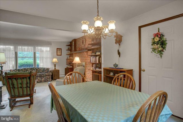 109 CAPITOL HILL RD, Dillsburg, PA 17019