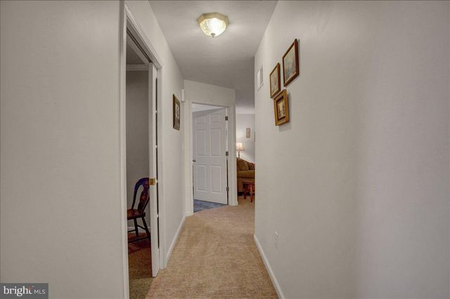109 CAPITOL HILL RD, Dillsburg, PA 17019