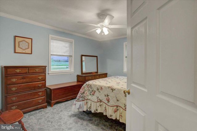 109 CAPITOL HILL RD, Dillsburg, PA 17019