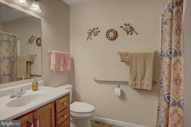 109 CAPITOL HILL RD, Dillsburg, PA 17019