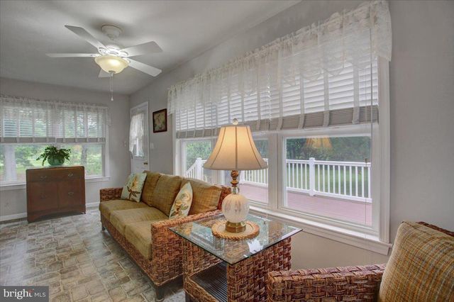 109 CAPITOL HILL RD, Dillsburg, PA 17019