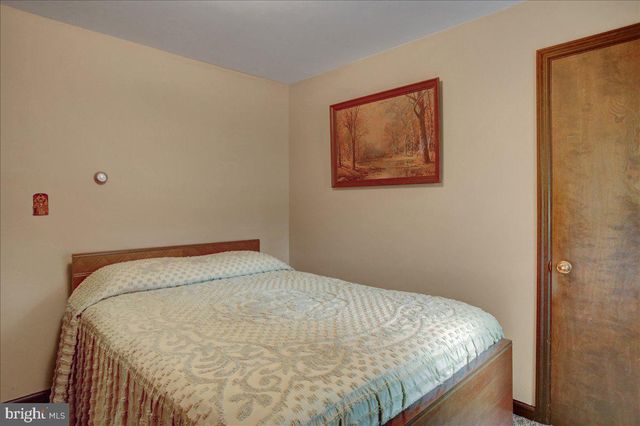 109 CAPITOL HILL RD, Dillsburg, PA 17019