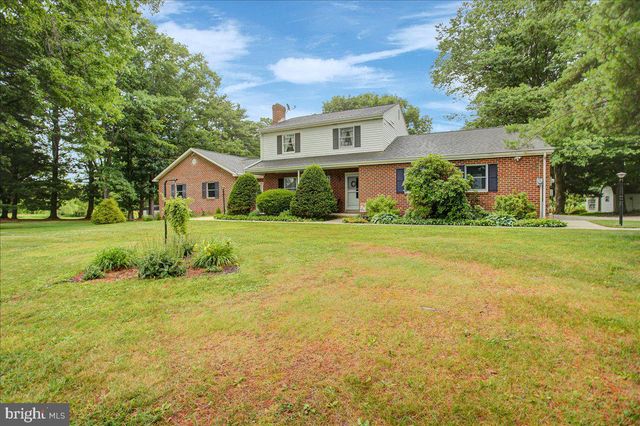 109 CAPITOL HILL RD, Dillsburg, PA 17019