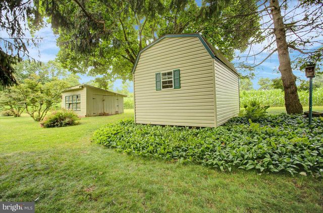 109 CAPITOL HILL RD, Dillsburg, PA 17019