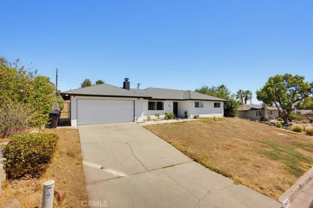 2543 Spring Meadow Lane, Highland, CA 92346