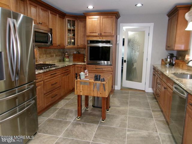 22 Nugentown Road, Little Egg Harbor, NJ 08087